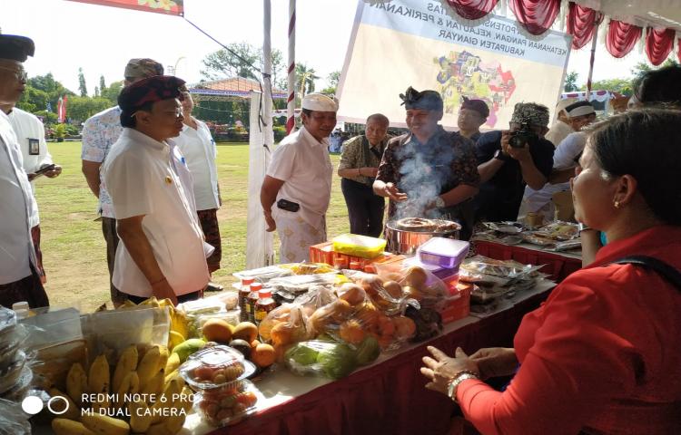 4 Kelompok Wanita Tani (KWT) dalam Peringatan Hari Pangan Sedunia (HPS) XXXVIII Tingkat Provinsi Bali Tahun 2018