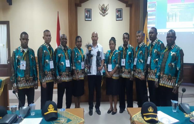 Kunjungan Peserta Diklat PIM IV Angkatan VI Provinsi Papua